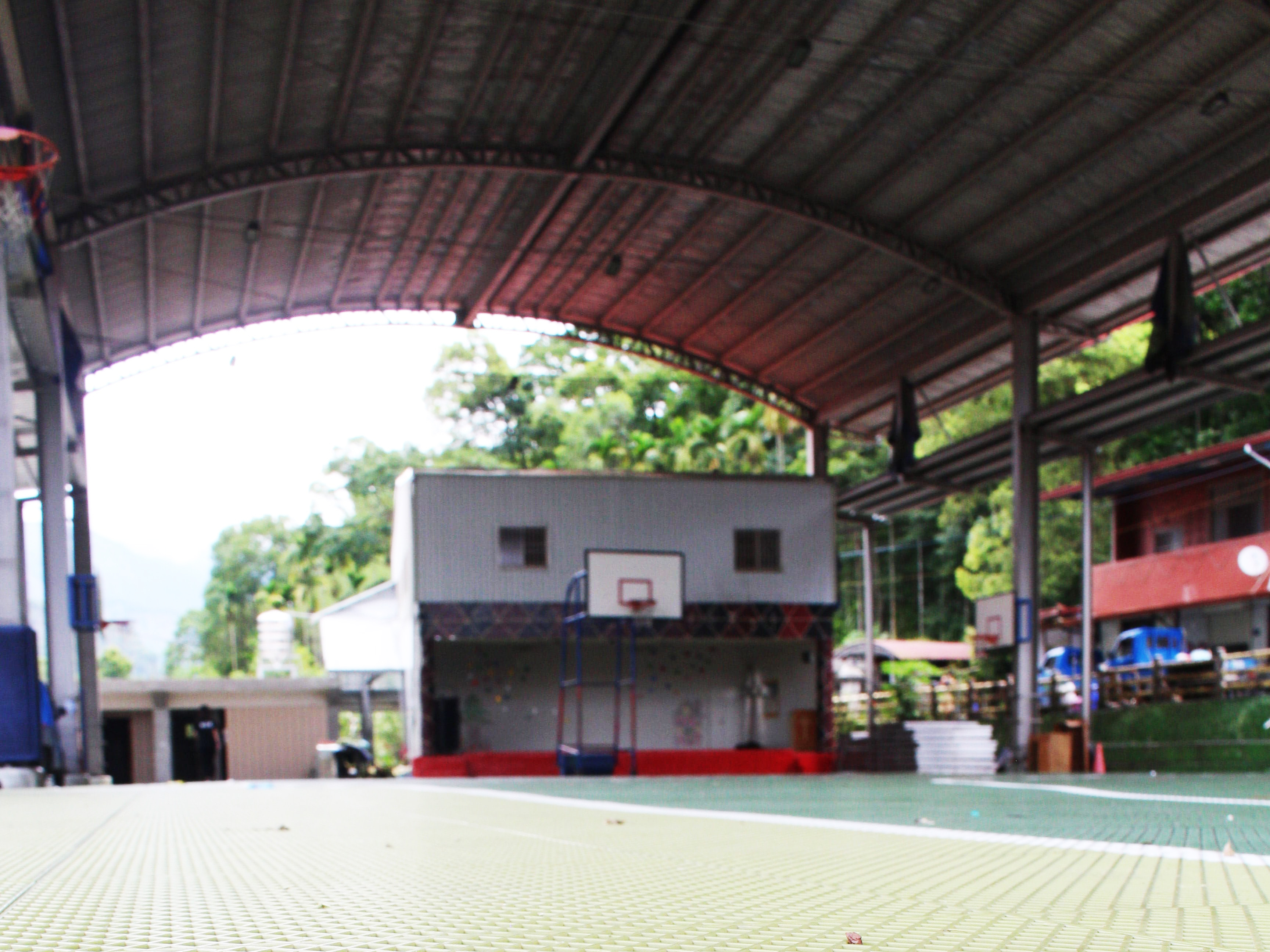 那瑪夏大光教會球場規格